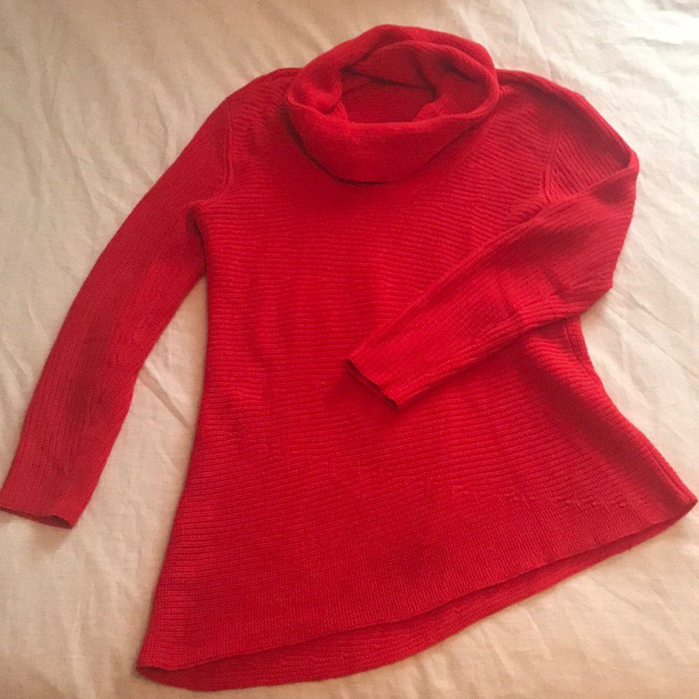 Vince Camuto Sweater